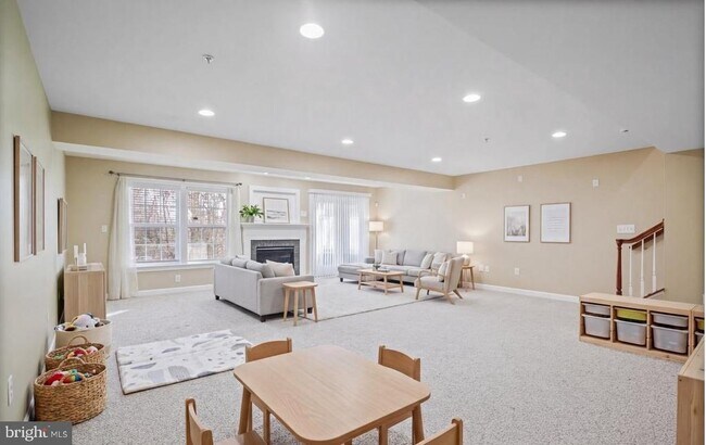 Building Photo - 11044 Star Chaser Cir