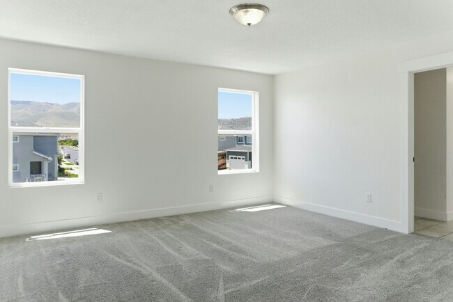 Building Photo - 5152 E Sequoia Way