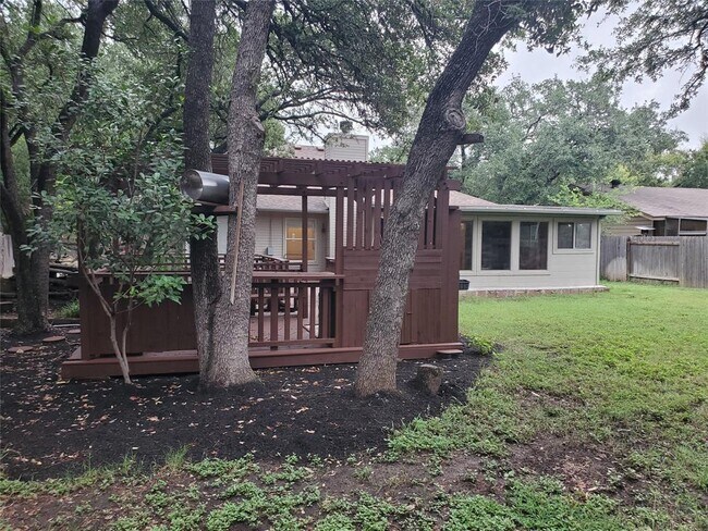 Building Photo - 2305 E Riviera Dr