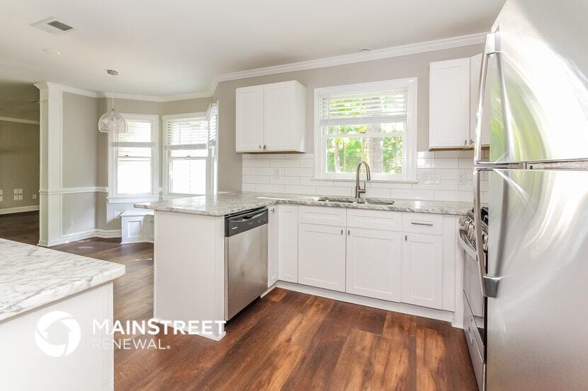 Building Photo - 8902 Hunters Pointe Dr