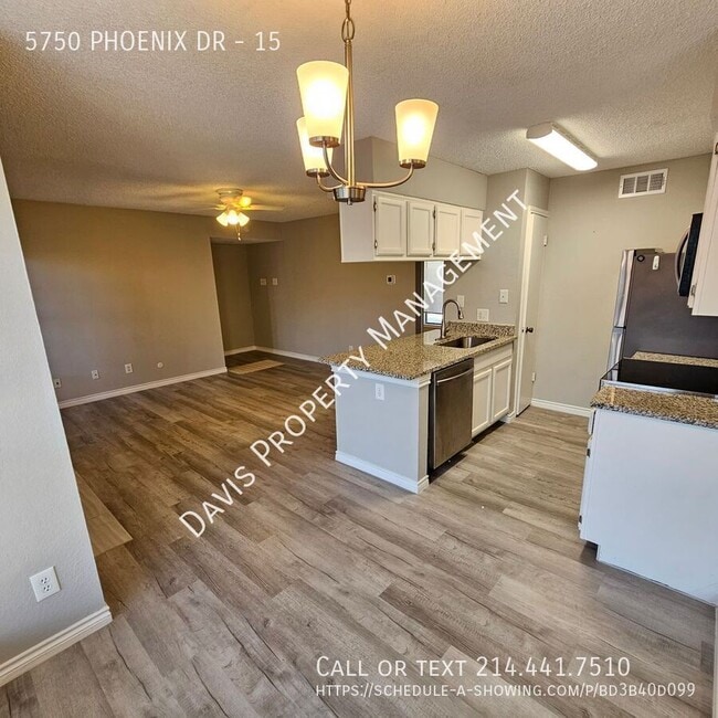 Building Photo - 5750 Phoenix Dr