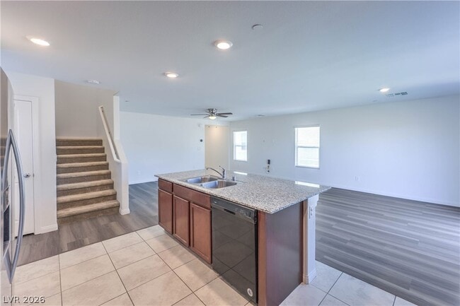 Building Photo - 4983 Angel Heart St