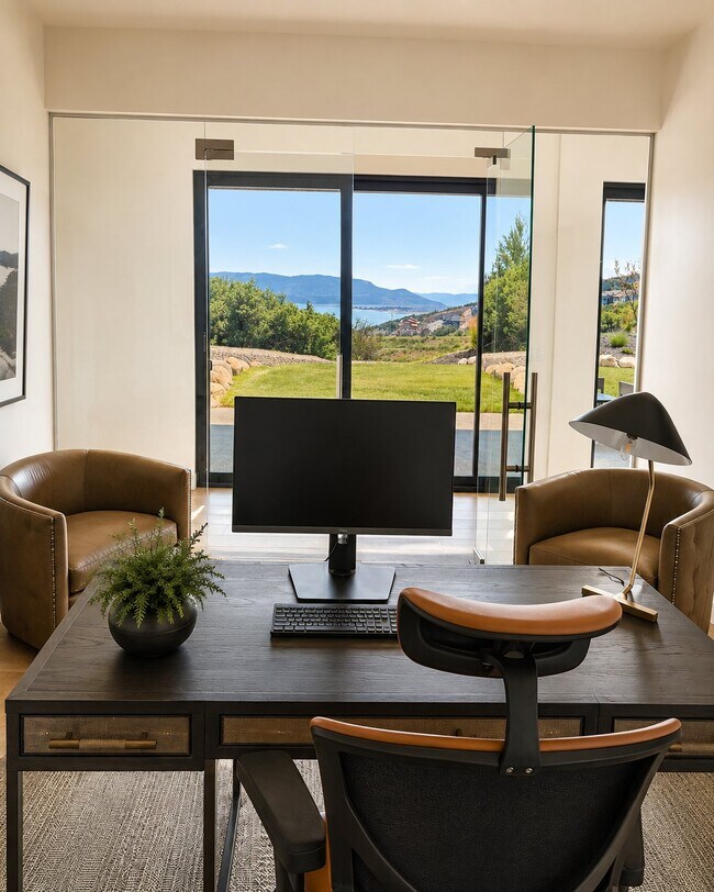 Building Photo - 13265 N Deer Canyon Dr