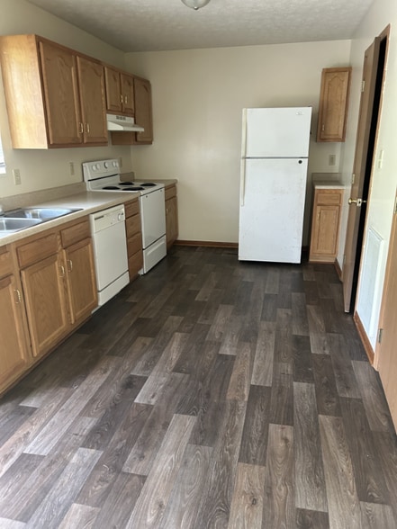 Building Photo - 100 Mineral Manor Way