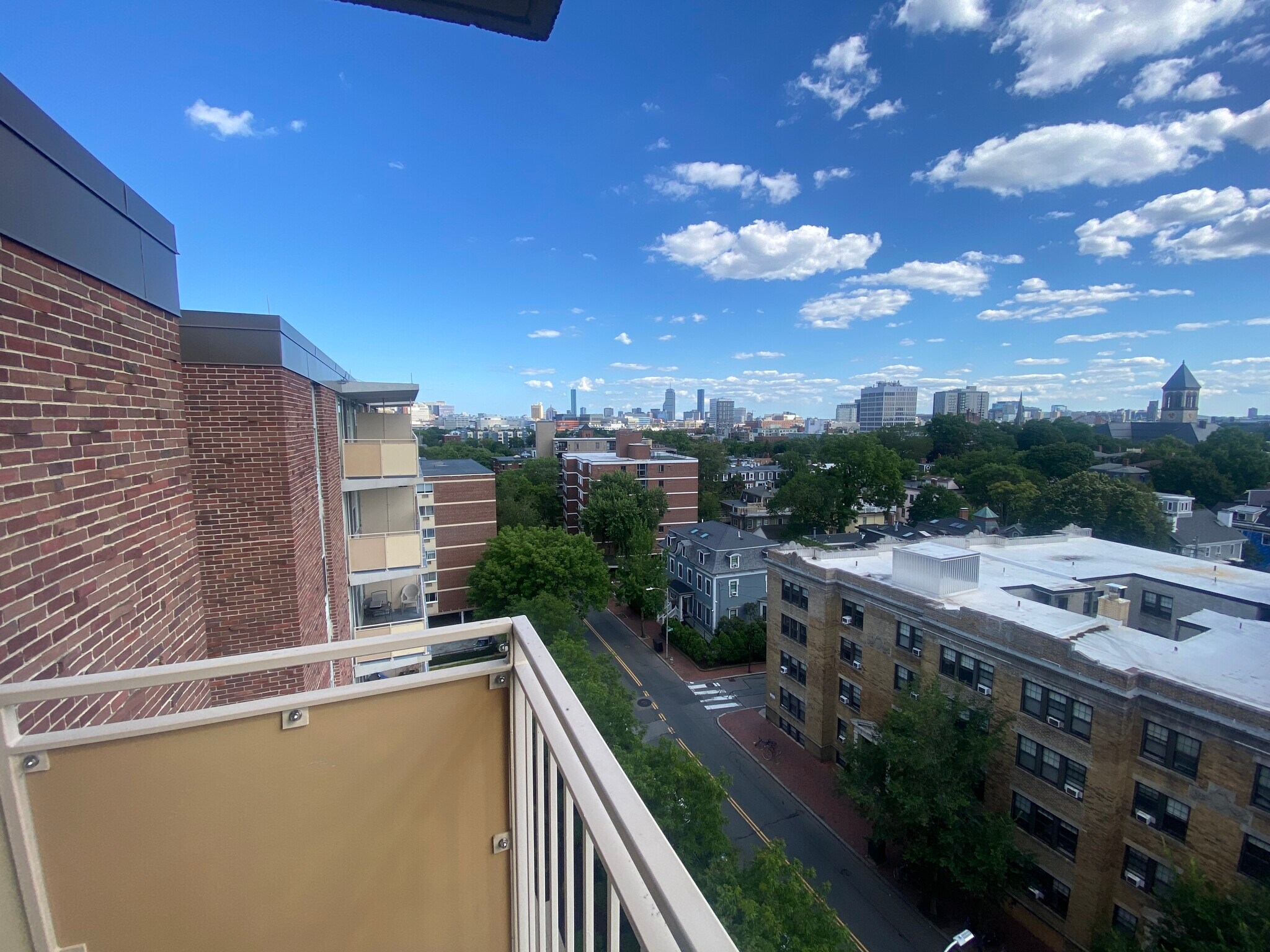 Building Photo - 294 Harvard St