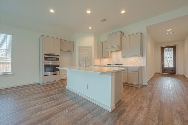 Building Photo - 29326 Red Rocks Pk Dr