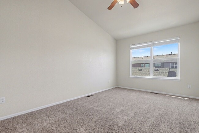 Building Photo - 4822 Condor St