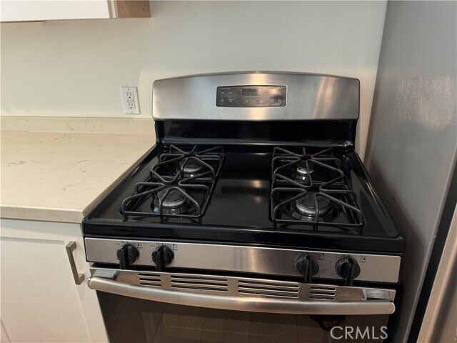 Building Photo - 251 N Oakland Ave