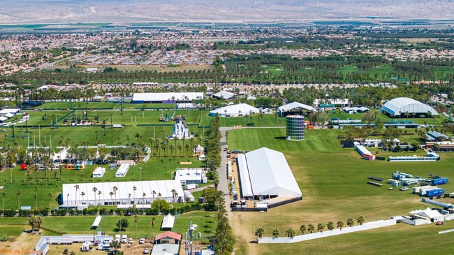 Building Photo - 48255 Monroe St