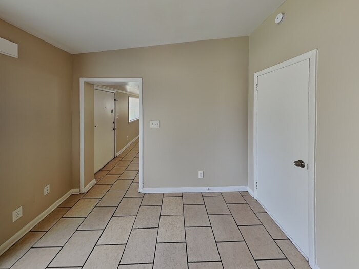 Building Photo - 1935 Fouraker Rd