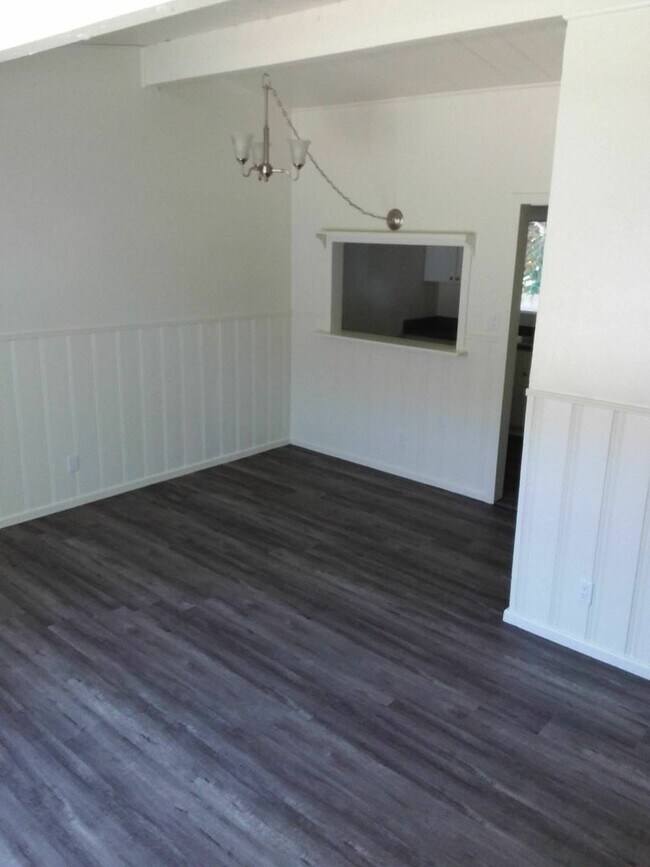 Building Photo - 538 N 16th St