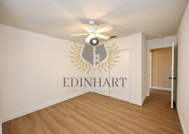 Building Photo - 6353 N Brix Ave