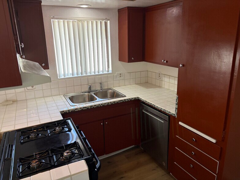 Building Photo - 2188 Via Robles