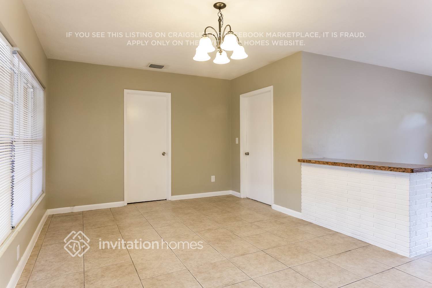 Building Photo - 457 E Melrose Cir