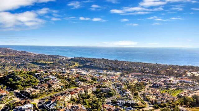 Building Photo - 75 Marbella