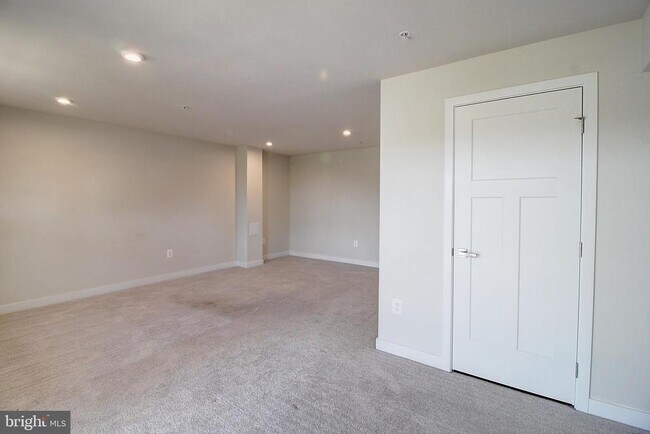 Building Photo - 10621 Saponi Dr