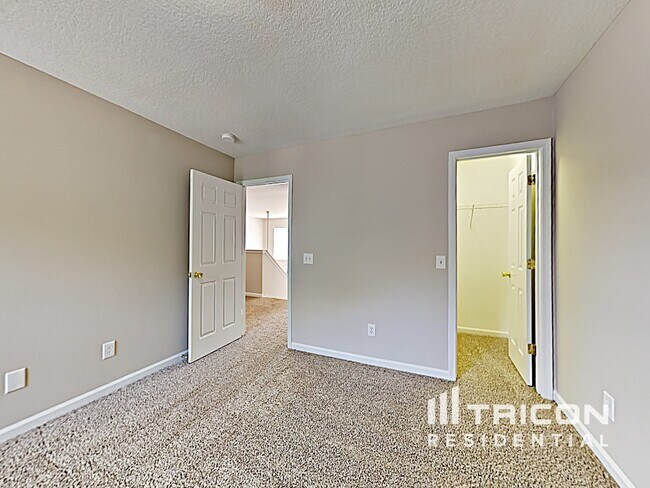 Building Photo - 1180 Crowders Woods Dr