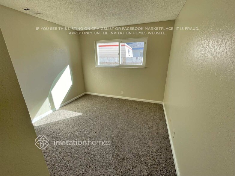 Building Photo - 655 Alpine Ave