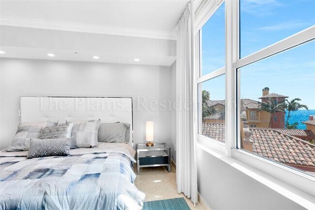 Building Photo - 2110 N Ocean Blvd