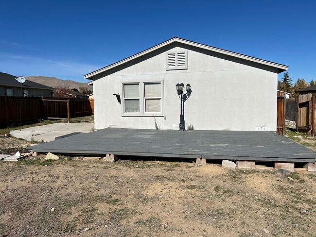 Building Photo - 1253 Lullabrooke Ct