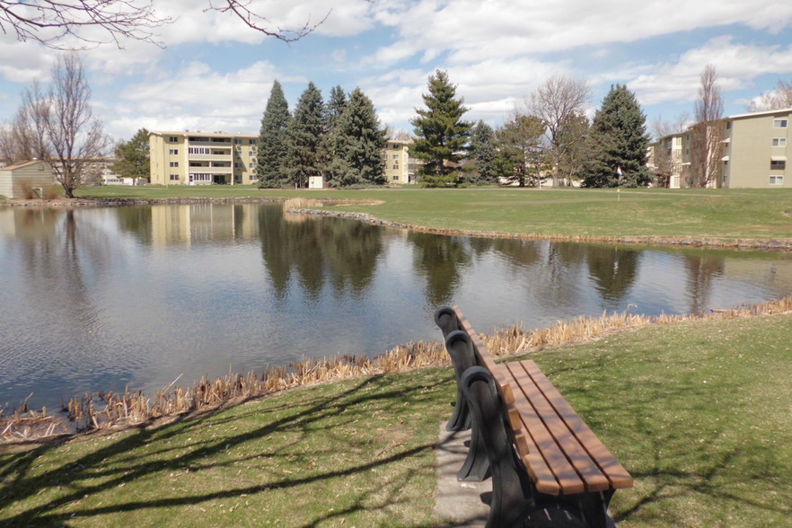 Lake View Bench - 745 S Alton Way