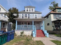 Building Photo - 2125 Niagara St