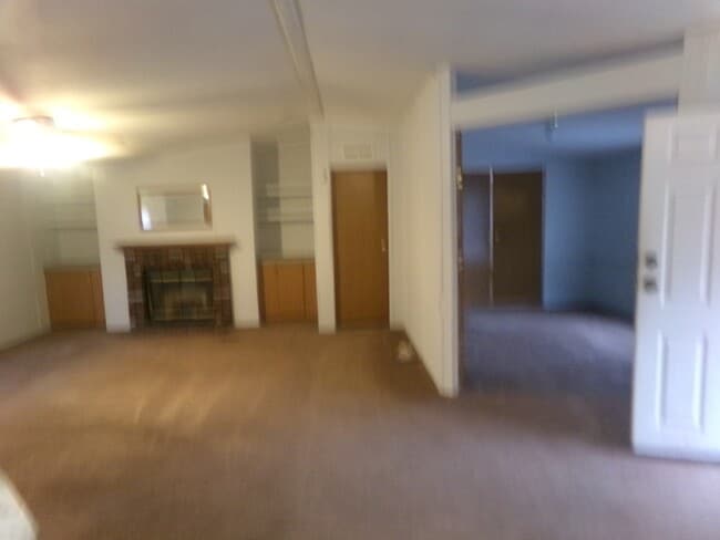 Building Photo - 806 Hwy 57