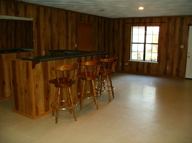 Building Photo - 237 N Murphy Rd