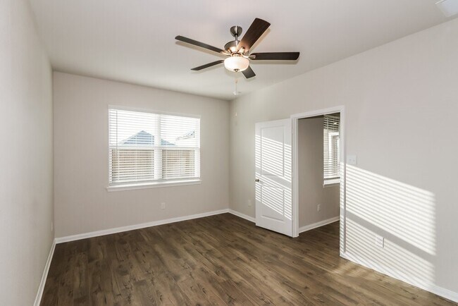 Building Photo - 7606 Tipton Meadow Way