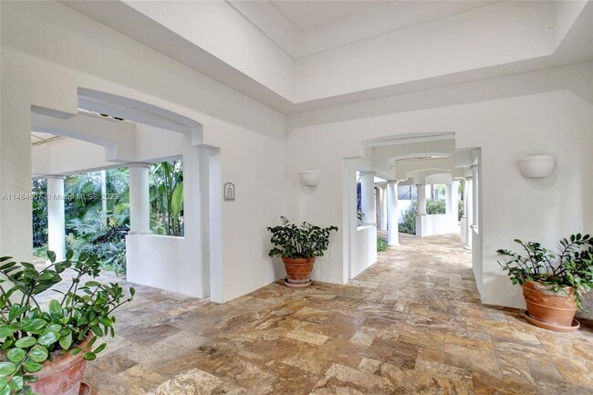 Building Photo - 3900 Island Blvd
