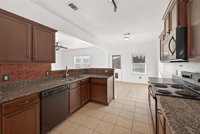 Building Photo - 20807 Echo Manor Dr