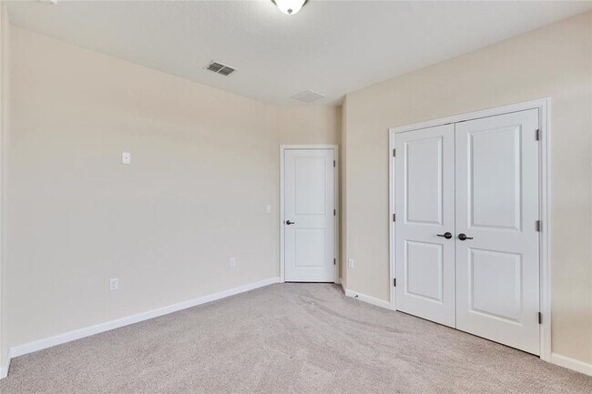 Building Photo - 14208 Tyburn Trail