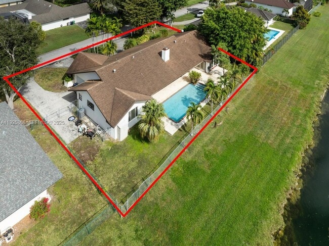 Building Photo - 7860 SW 173rd Terrace