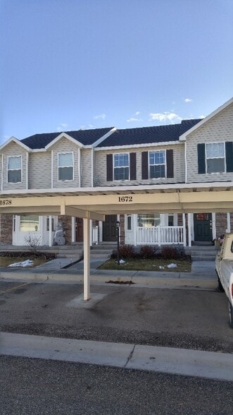 Building Photo - 1672 E 450 N