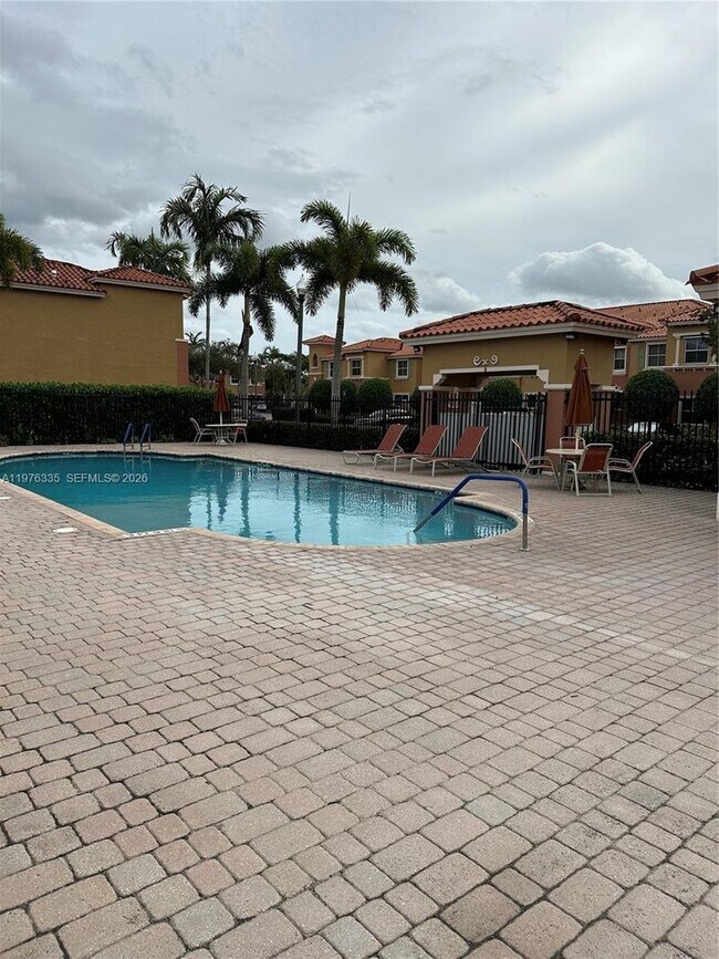 Building Photo - 745 SW 107th Ave