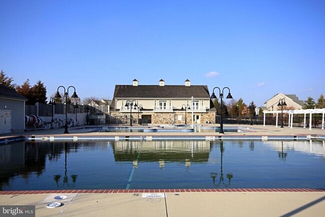 Building Photo - 3611 Sprigg St S