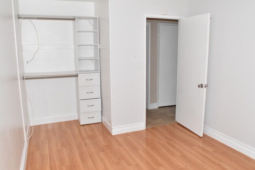 Building Photo - 13247 Semora Pl