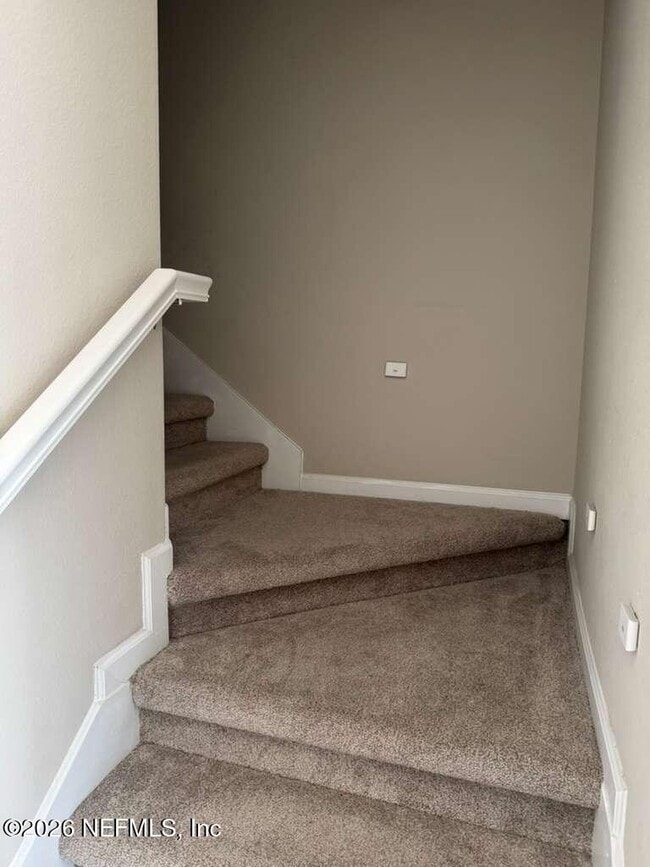 Building Photo - 12846 Josslyn Ln