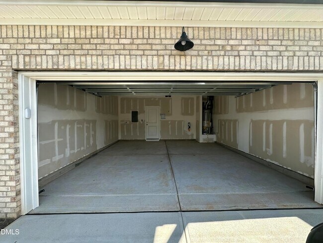 Building Photo - 531 Glen Clova Dr