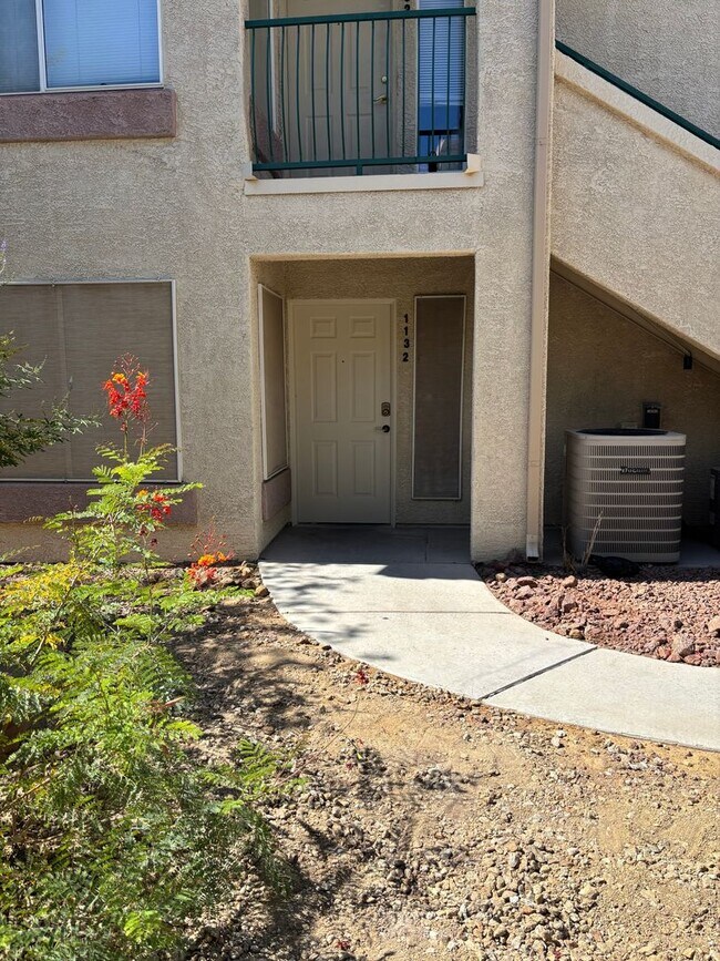 Building Photo - 5710 E Tropicana Ave