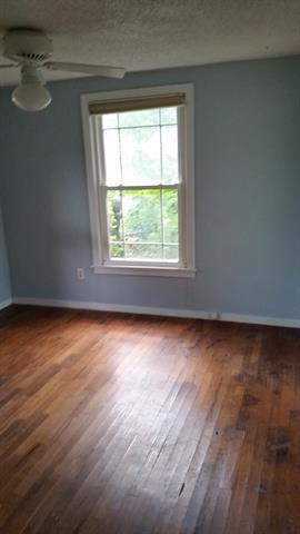 Building Photo - 7472 Love Cir