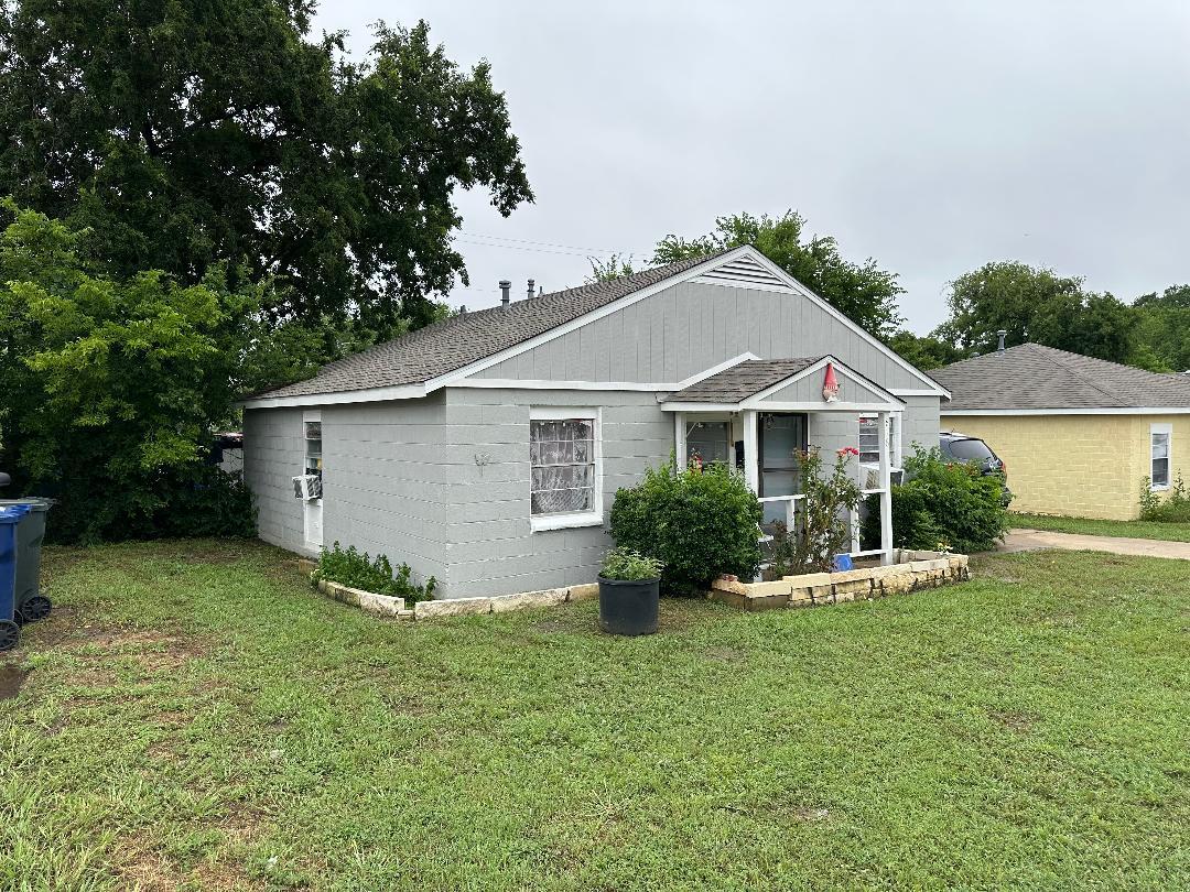 Building Photo - 816 Ford St