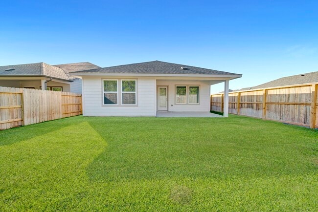 Building Photo - 16675 Sterling Clf St