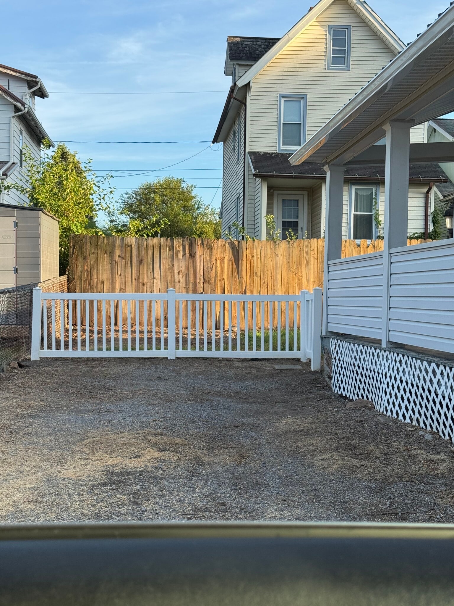 Off Street Parking - 351 Lyons Ave