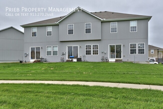 Building Photo - 856 S Woodson Ct