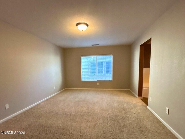 Building Photo - 2035 Echo Valley Pkwy