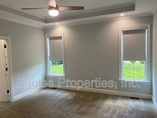 Building Photo - 102 Michelle Dawn Dr