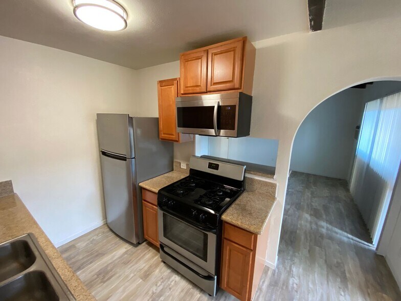 Building Photo - 3608 Keystone Av
