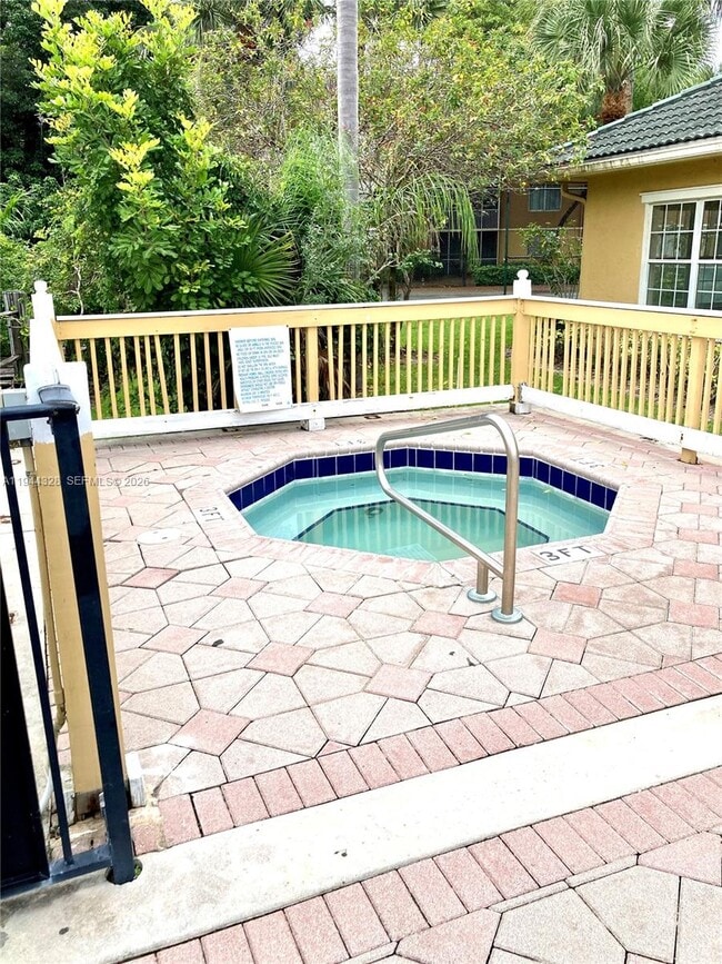 Building Photo - 3985 W McNab Rd