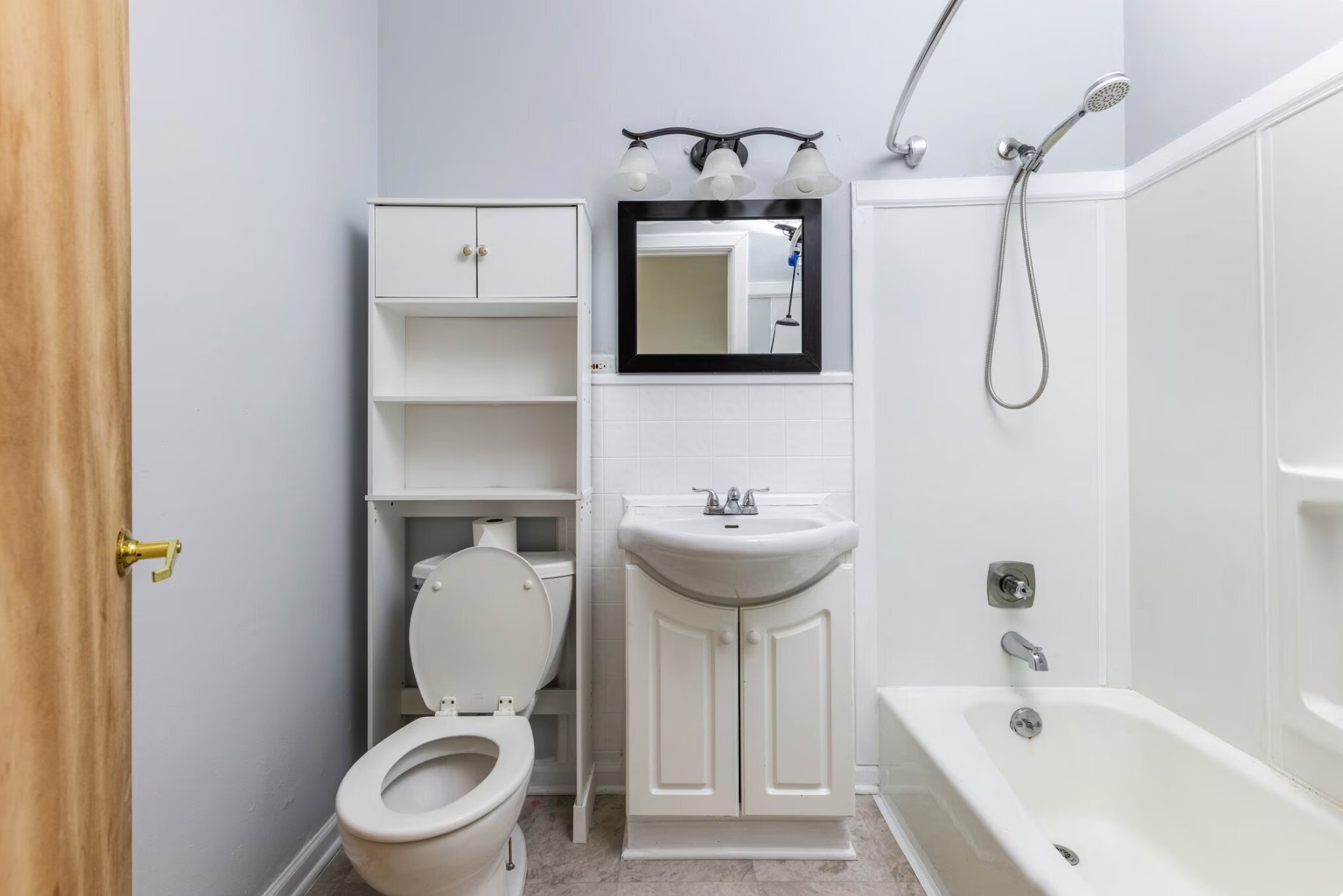 Building Photo - 901 W 19th St